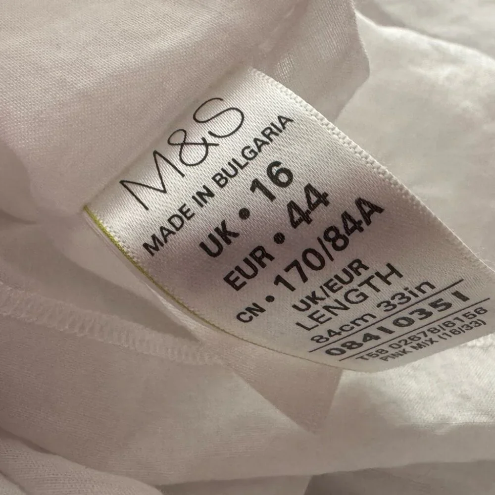 M&S classic skirt crochet pattern throughout flowers white green pink purple - Picture 10 of 11